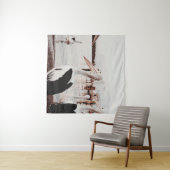 昼間の水の体に乗った白いペリカン タペストリー (インサイチュ(横))