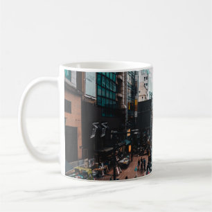 昼間の通りの人々 コーヒーマグカップ