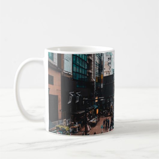 昼間の通りの人々 コーヒーマグカップ (左)