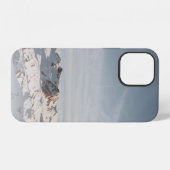 昼間の雪に覆われた山 iPhoneケース (裏面横)