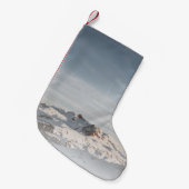 昼間の雪を頂いた山 スモールクリスマスストッキング (正面 (吊り時))