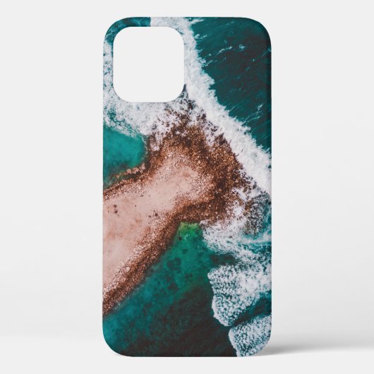 昼間海水に囲まれた茶色の島 Case-Mate iPhoneケース (裏面)