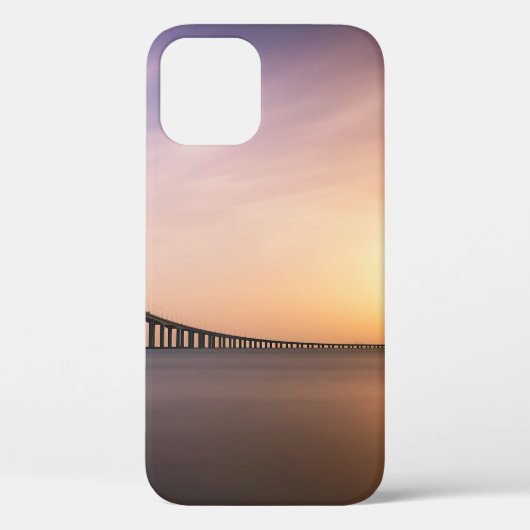 昼間用茶コンクリート橋 Case-Mate iPhoneケース (裏面)