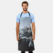 昼間雪蓋付き山 エプロン (着用した状態)