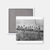 昼食を超高層ビルの上に マグネット (正面/裏面)