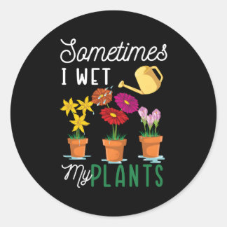 時々私は庭の植物を散水する私の植物を湿らせた ラウンドシール