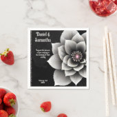 時代を超越したエレガンス：ブラック&シルバー結婚ブロッサム スタンダードカクテルナプキン (インサイチュ)