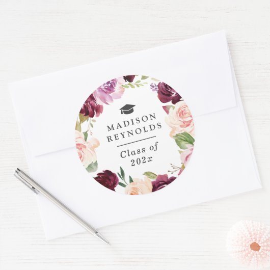 時代を超越したフローラリースの卒業祝い ラウンドシール (封筒)
