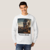 時代を超越した美しい Tシャツ (正面フル)
