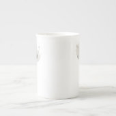 時代を超越した花 ボーンチャイナマグカップ (正面)