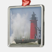 時差局の人々は2で大きな波打ちを見る メタルオーナメント (左)