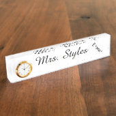 時計が付いている"E=mc ²"のパーソナライズなネームプレート デスクネームプレート (側面)