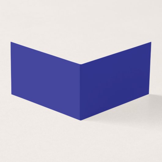 時計が掛けられた青い壁 (外部)