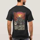 時計ではなく地平線を追え バイカーTシャツ Tシャツ (裏面)