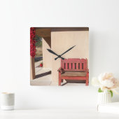 時計の素朴な赤いベンチ スクエア壁時計 (ホーム)