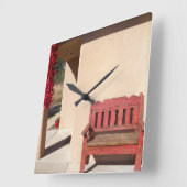 時計の素朴な赤いベンチ スクエア壁時計 (傾斜)