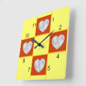時計 – パッチワーク(赤いハート) (傾斜)