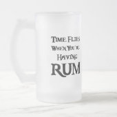 時間はと飛びまあなたはラム酒を食べます フロストグラスビールジョッキ (左)
