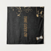 時間はタペストリーに続く。 タペストリー (正面(横))