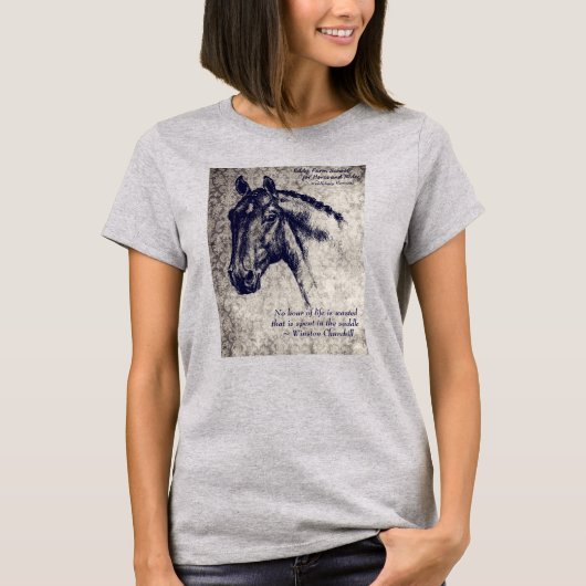 時間は無駄にされたウィンストン・チャーチルではないです Tシャツ (正面)