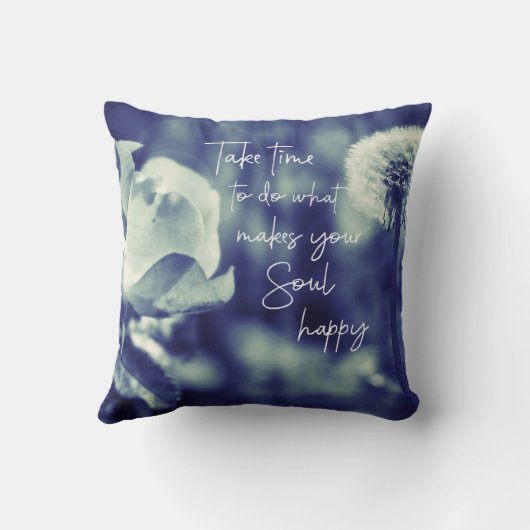 時間をかけて魂を幸せにする引用文 クッション (裏面)