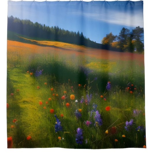 晩夏の牧草地の風景 シャワーカーテン (正面)