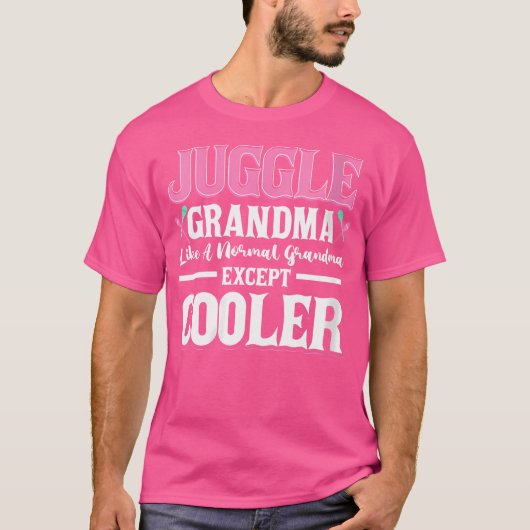 普通のおばあちゃんだけどジャグリングがうまい女性 Tシャツ (正面)