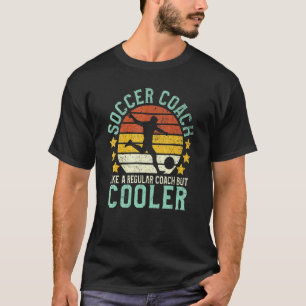 普通のコーチのようにメンズのサッカーコーチがだ Tシャツ