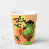 「普通の人々は私を怖がらせる」フランケンシュタインキャラクター 紙コップ (正面)