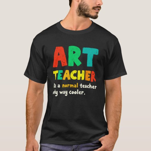 普通の人と変わらないただクールな美術教師のTシャツ Tシャツ (正面)