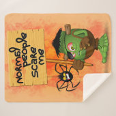 「普通の人は私を怖がらせる」ユーモアのあるフランケンシュタイン シェルパブランケット (正面(横))