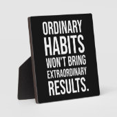 普通の習慣では並外れた結果は出ない フォトプラーク (正面)