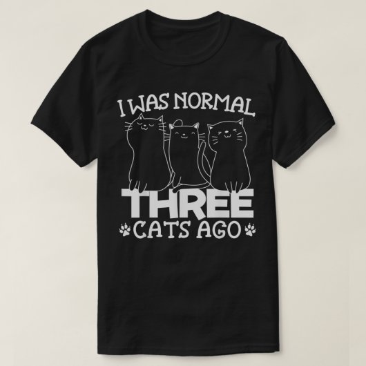 普通の3匹の猫が前の子猫の子おもしろい猫好きM Tシャツ (デザイン正面)