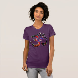 普遍的なOMのカルマ Tシャツ