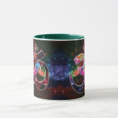 普遍的なOMのキー マグカップ (中央)