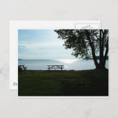 景色のピクニック用のテーブル ポストカード (正面/裏面)