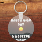 晴れた日と夜の願いのある黄金の夕日 キーホルダー (正面)