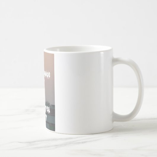 晴れた日と夜の願いのある黄金の夕日 コーヒーマグカップ (右)