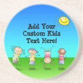 晴れた日のアウトドアを遊んでいる子供 コースター (正面)