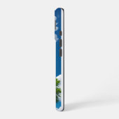 晴れた日差しの中で綿菓子の雲 iPhone 16ケース (左側面)