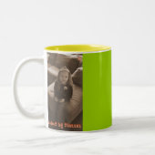 "晴れた日"のマグ ツートーンマグカップ (左)