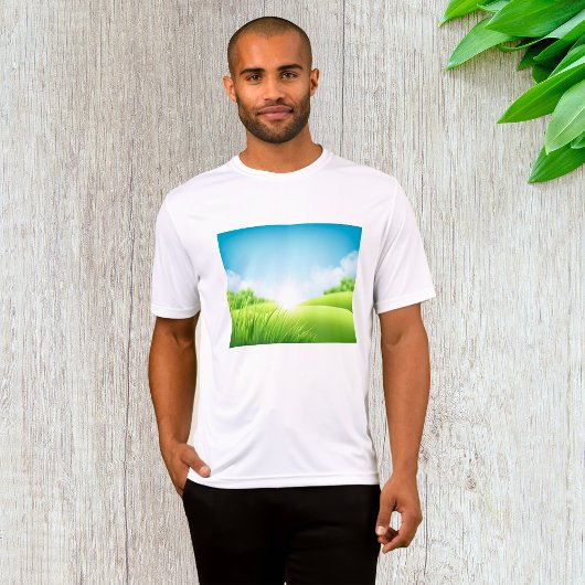 晴れた緑の野原の風景 Tシャツ