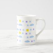 晴れ、曇り、星空の天気パターン ボーンチャイナマグカップ (右)