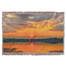 暁白熱［赤熱］光を放つ雲