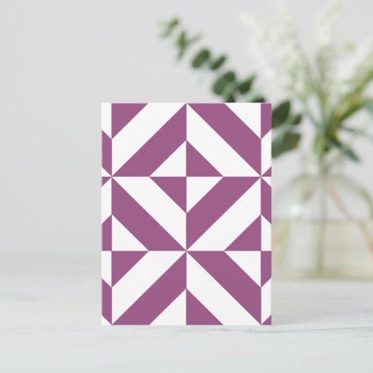 暖かいグレープジオメトリックデコキューブパターン ポストカード (スタンド正面)