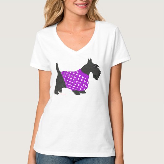 暖かいセーターを着たスコティッシュテリア Tシャツ (正面)