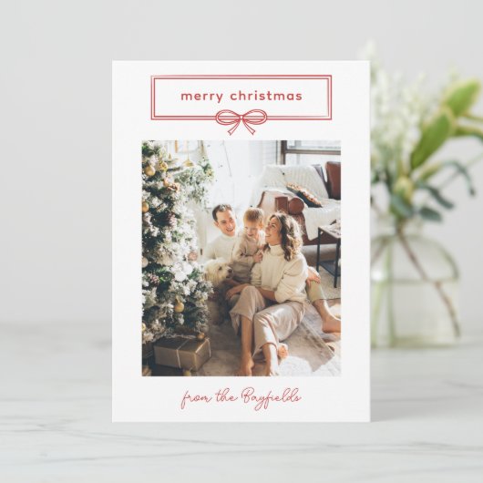 暖かい赤の白いかわいらし弓の写真メリークリスマス シーズンカード (スタンド正面)