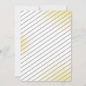 暖かい黄色の灰色の線の背景の写真の卒業 招待状 (裏面)