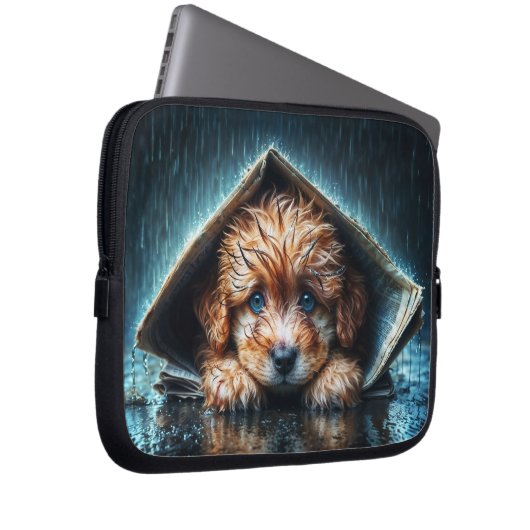 暖かさと心地よいを求める毛羽立ちのぬれた子犬 ラップトップスリーブ (正面右)