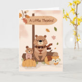 暖か感謝していな秋の居心地の良いウッドランド動物のシーン カード (黄色い花)